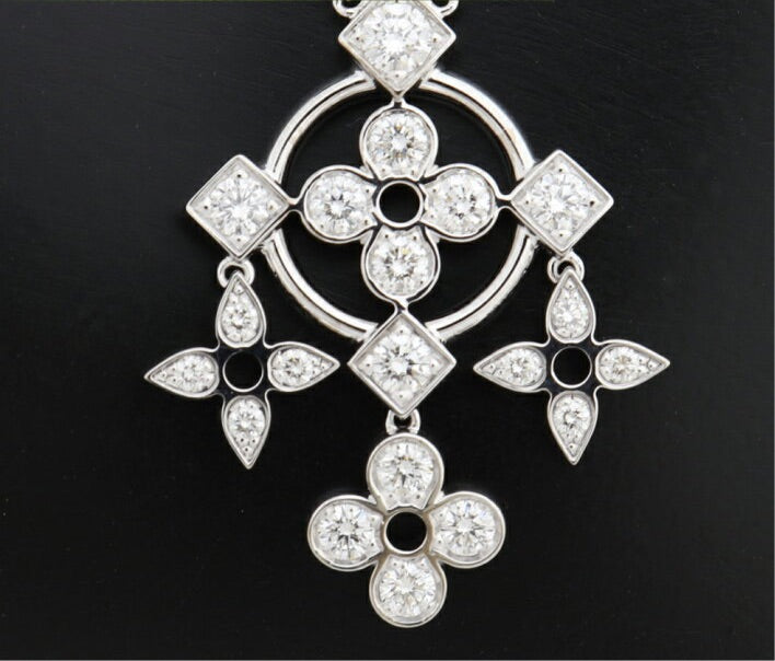 Louis Vuitton Diamond Pendantiff de Dantil 18KT White Gold Necklace & Pendant