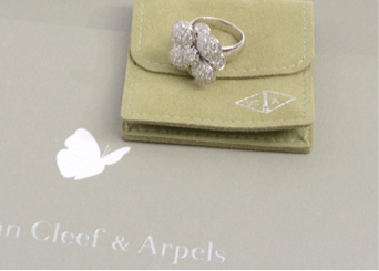 Van Cleef & Arpels VCA Diamond Cosmos Flower High-Jewelry 18KT Gold Ring