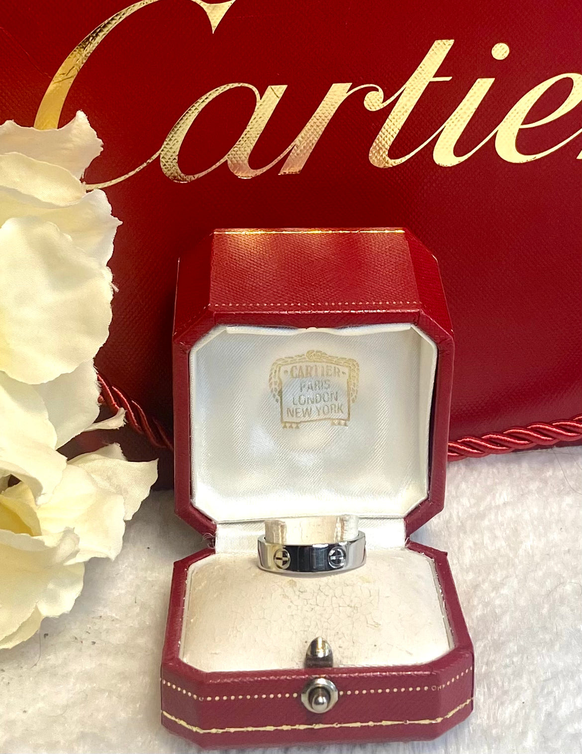 Cartier Platinum Love Ring Size 61