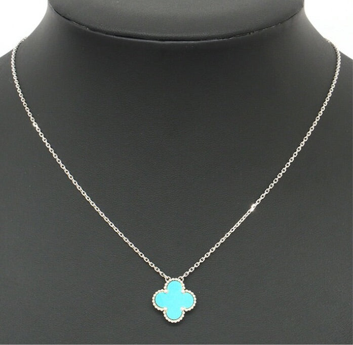 Rare Van Cleef & Arpels VCA Turquoise Vintage Alhambra 18Kt White Gold Necklace