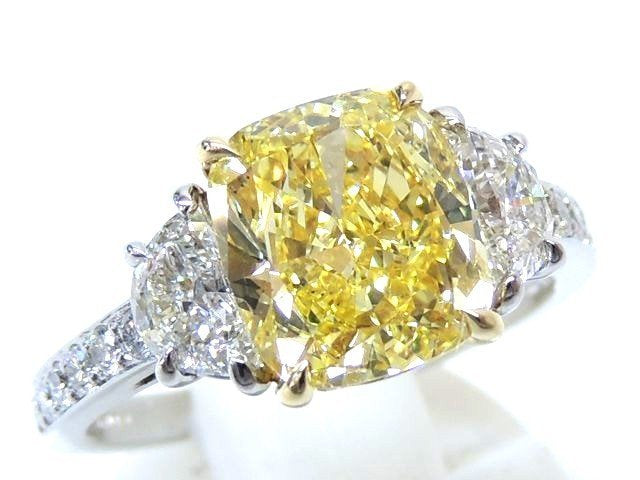 Tiffany & Co. 3.68ct Diamond Fancy Yellow Intense Platinum (Pt950) Ring