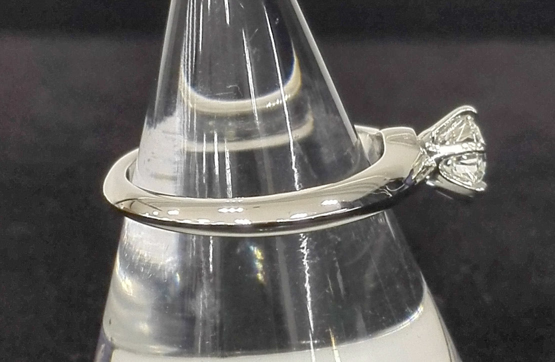 Tiffany & Co. Diamond .57ct Solitaire Platinum Pt950 Engagement/ Wedding Ring Size 5