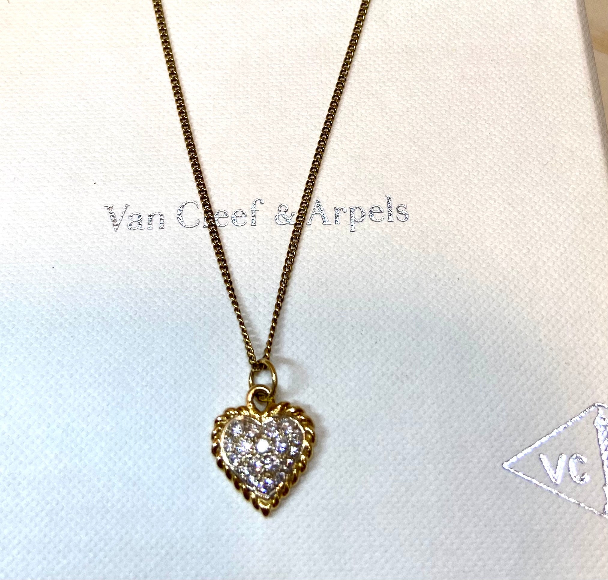 Van Cleef & Arpels Diamond Puffy Heart 18KT Yellow Gold Necklace