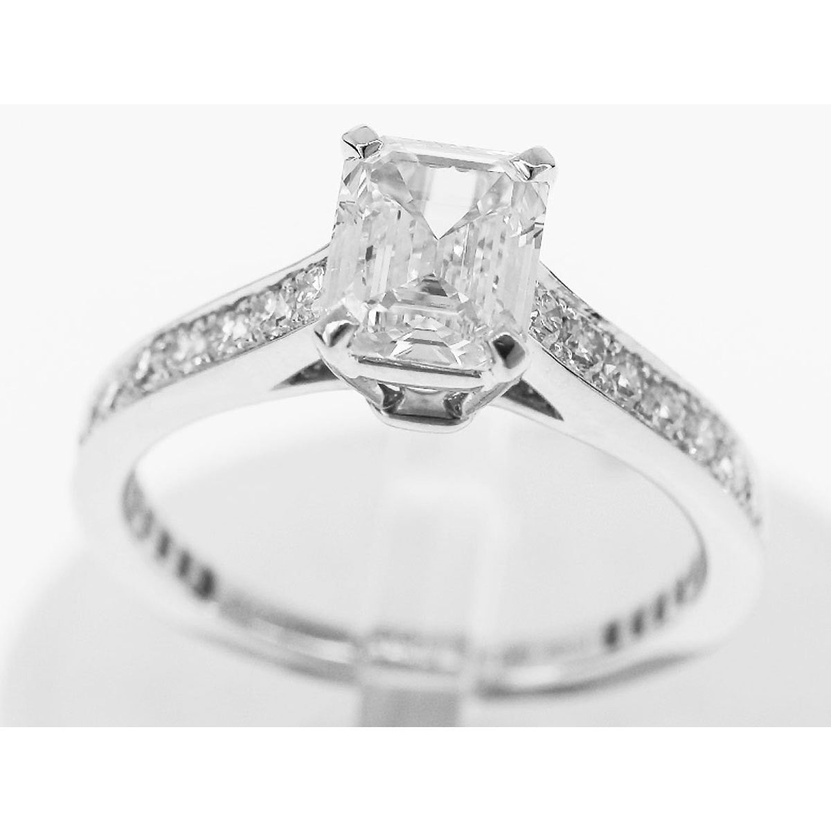 Graff 1.00ct Emerald Princess Diamond PT950 Wedding/ Engagement Ring
