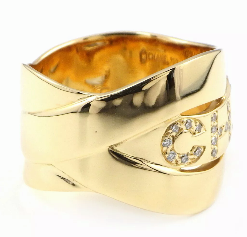 CHANEL Diamond Bolduc 18KT Yellow Fold Ring Size 7