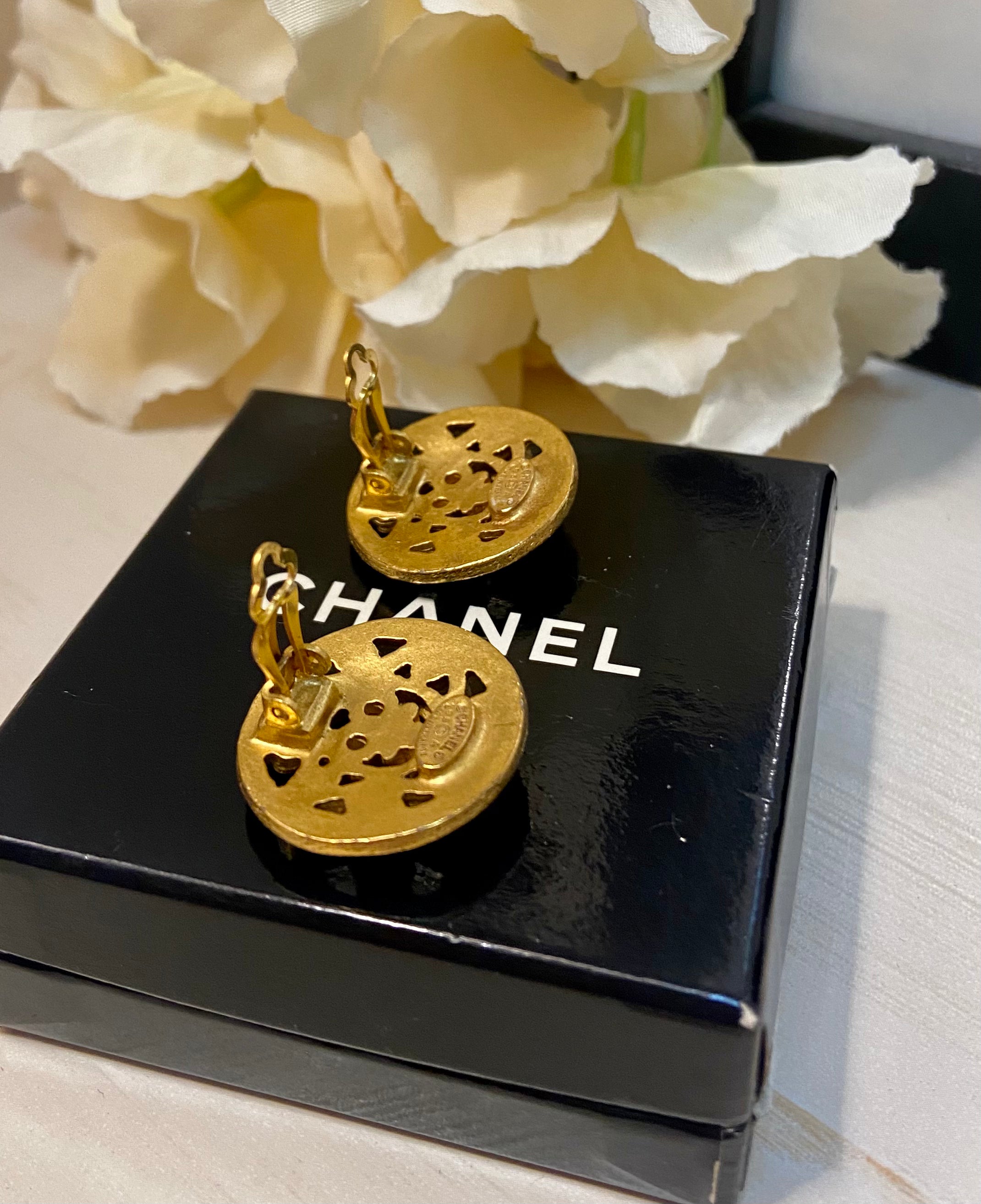 Vintage CHANEL CC 24 KT Gold Plated Earrings