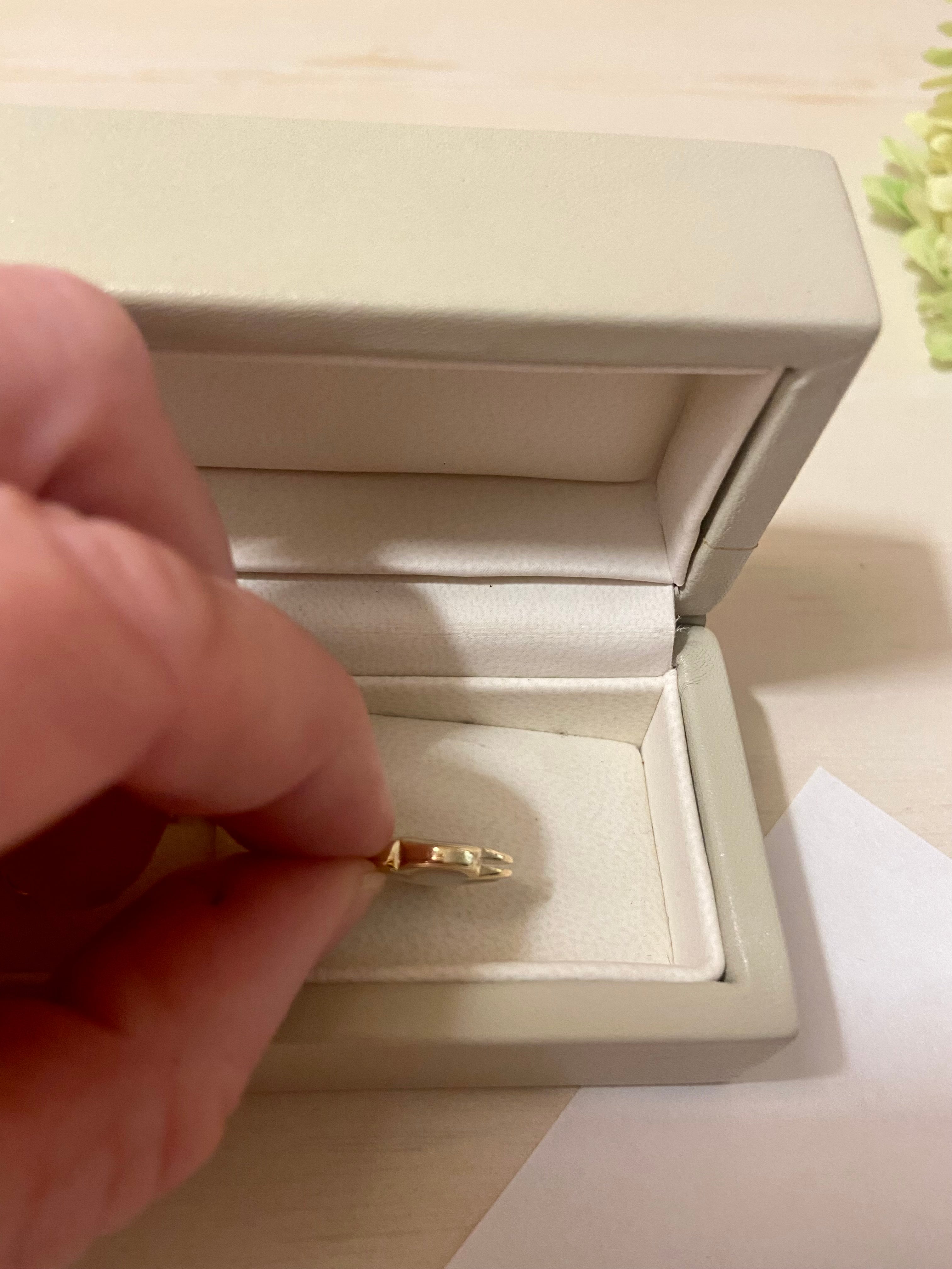 Van Cleef & Arpels Pure Alhambra Mother of Pearl Yellow Gold Bracelet