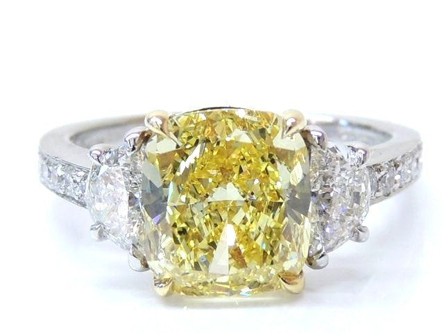 Tiffany & Co. 3.68ct Diamond Fancy Yellow Intense Platinum (Pt950) Ring