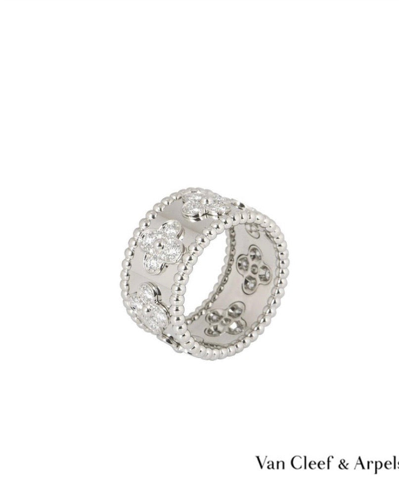Van Cleef & Arpels Diamond Clover Perlee Ring
