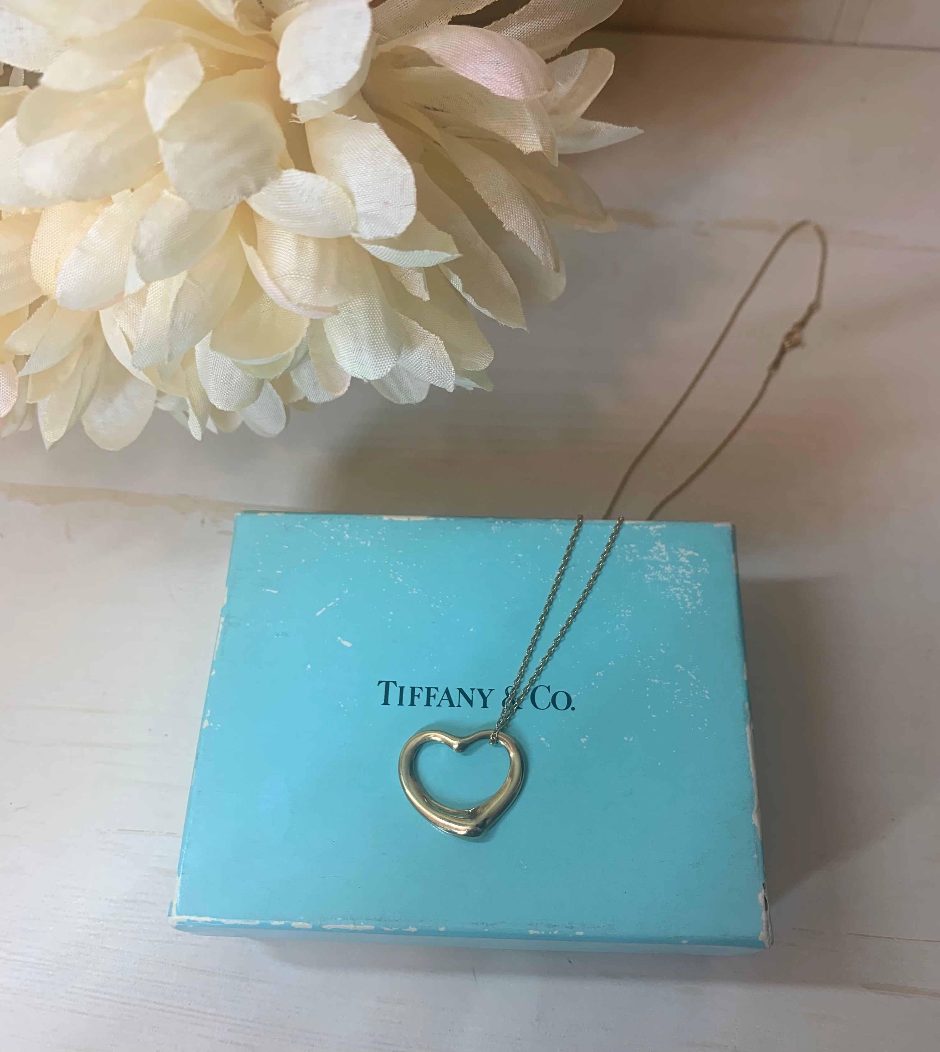 Tiffany 18KT Yellow Gold Elsa Perretti Open Heat Necklace