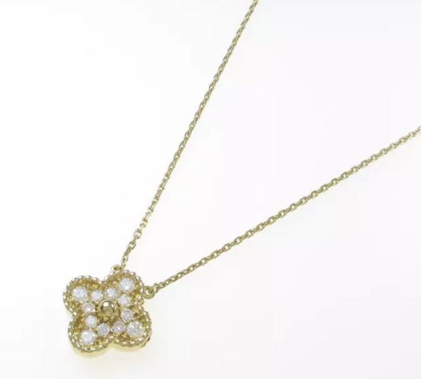Van Cleef & Arpels Diamond Vintage Alhambra Yellow Gold Necklace