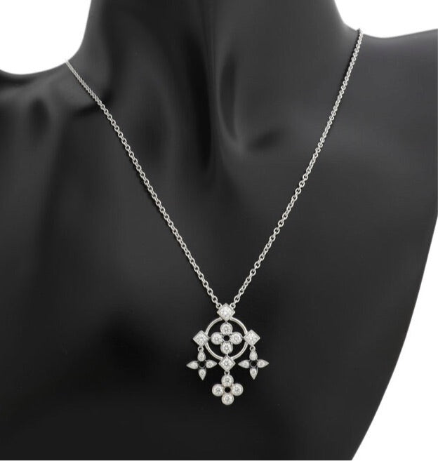 Louis Vuitton Diamond Pendantiff de Dantil 18KT White Gold Necklace & Pendant