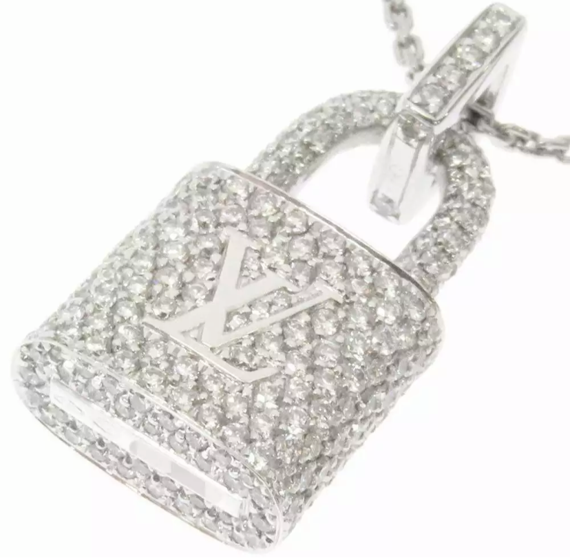 Louis Vuitton Diamond Paved Lockit Pendentiff Necklace