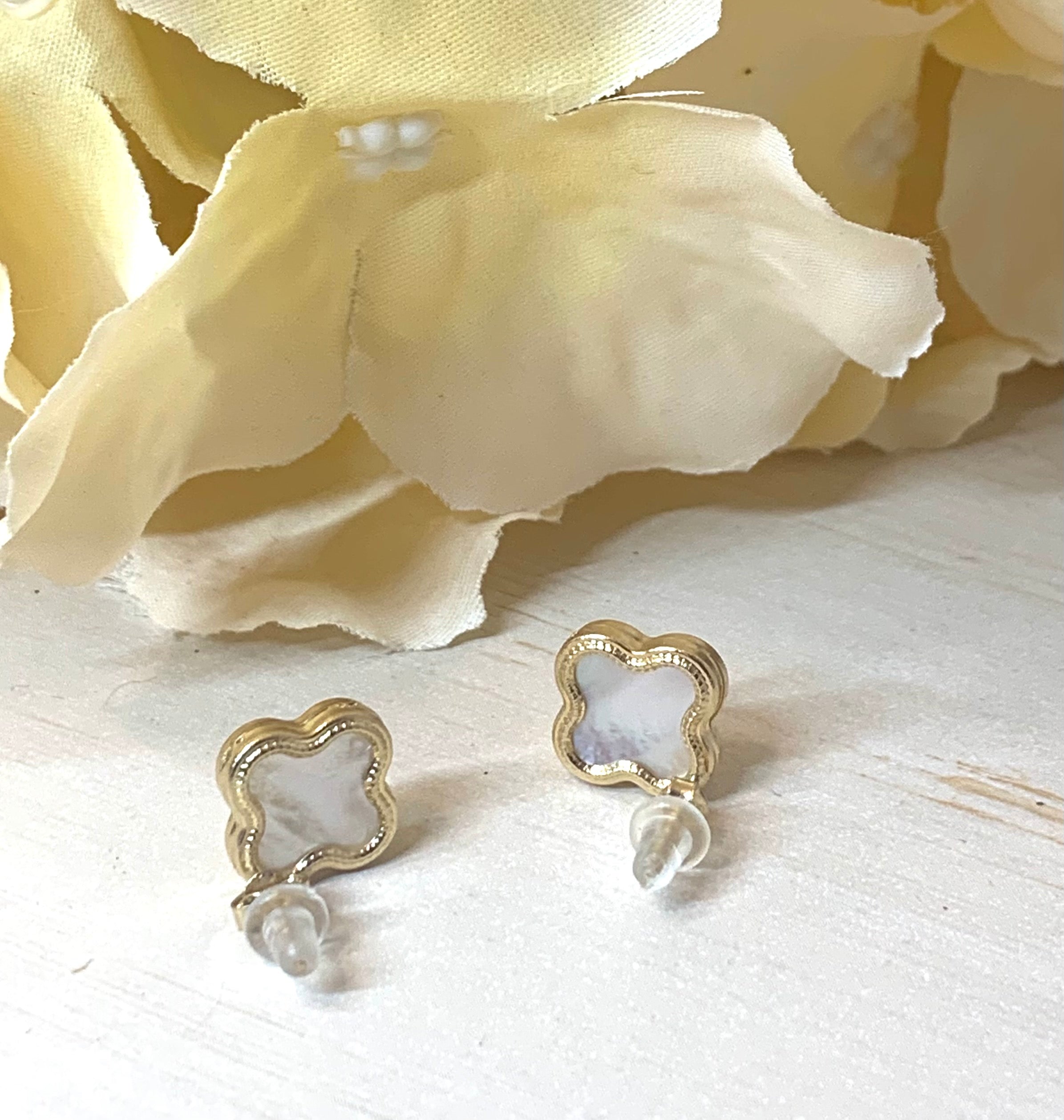 18KT Gold Mother of Pearl Clover Earrings