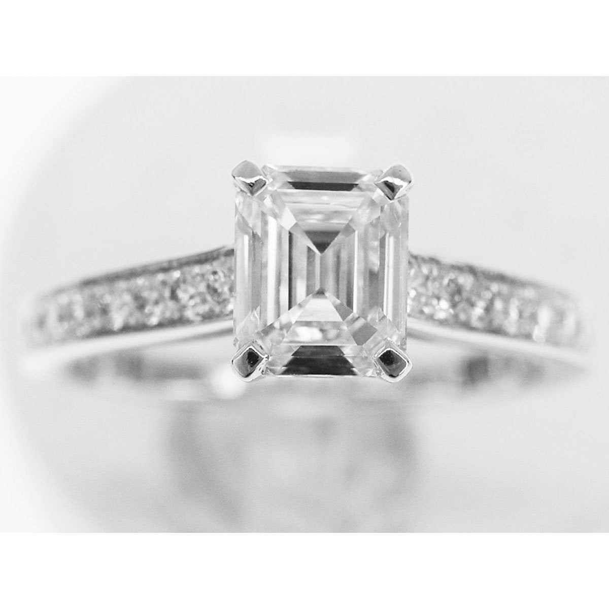 Graff 1.00ct Emerald Princess Diamond PT950 Wedding/ Engagement Ring
