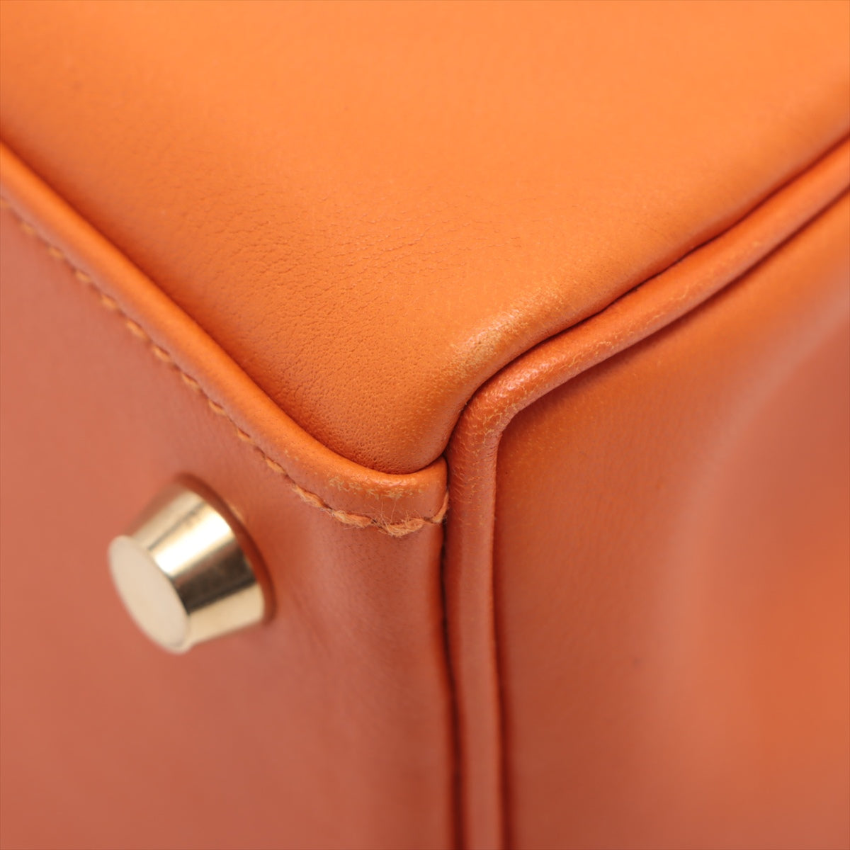 Hermès Kelly 28 Taurrilon Clemence Orange Leather Gold Hardware Bag Satchel
