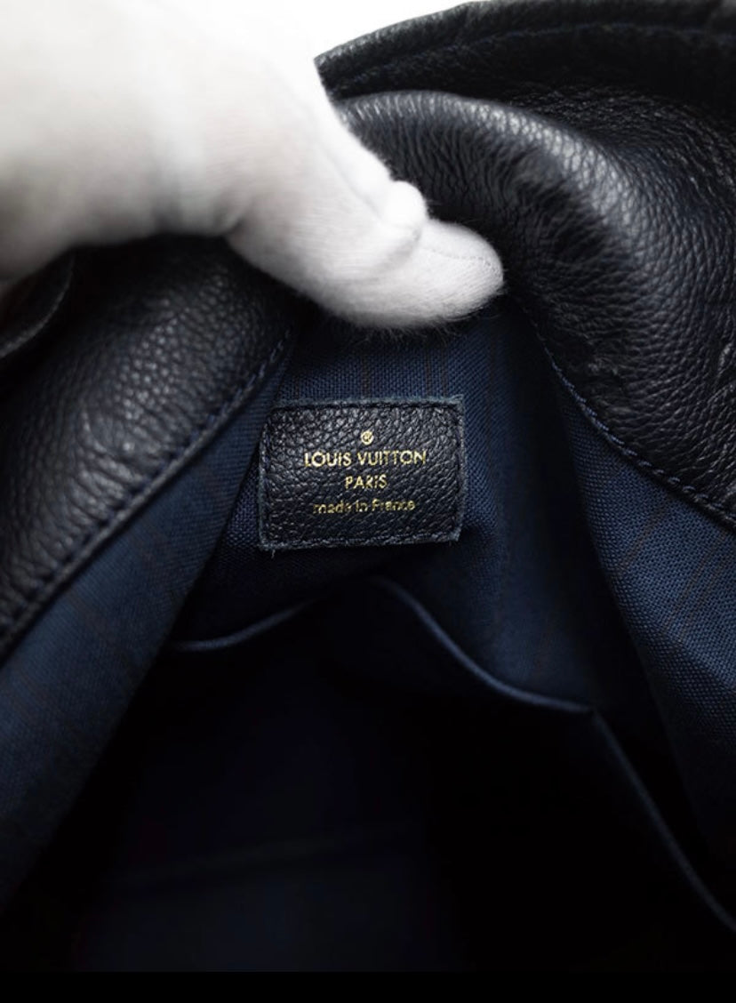 Louis Vuitton Artsy MM Empreinte Leather GHW Tote Bag