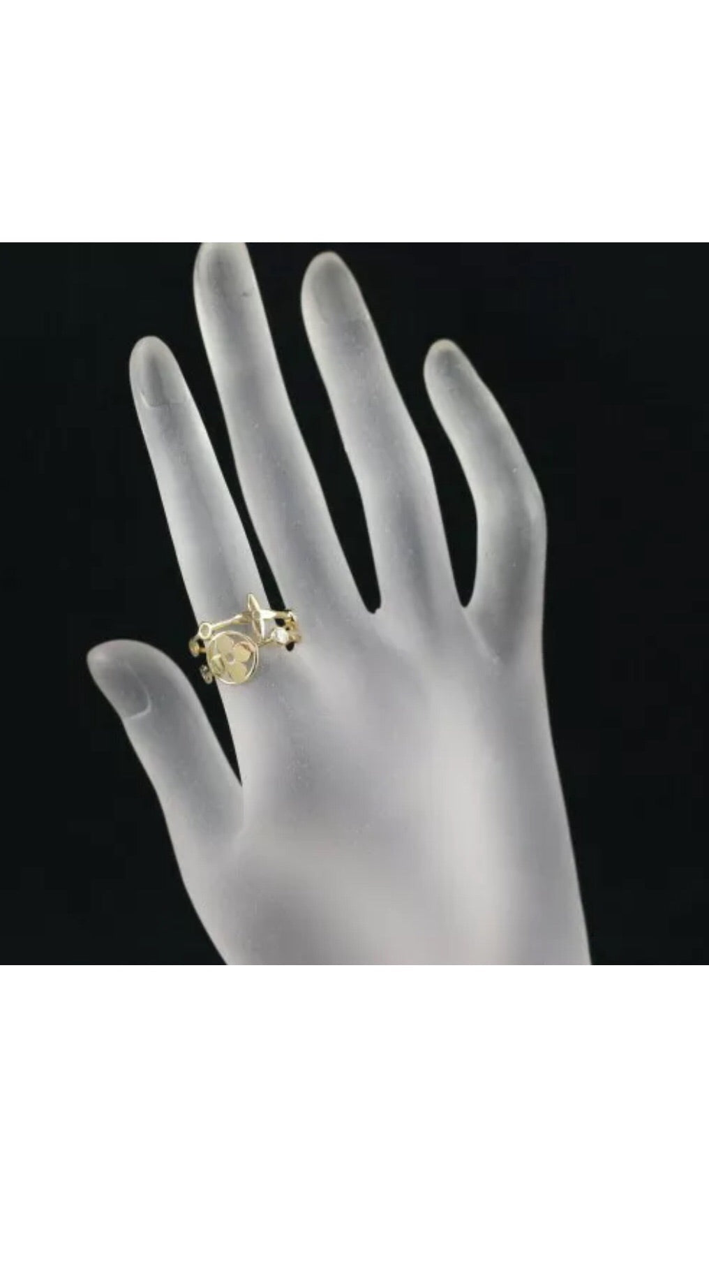 Louis Vuitton Diamond 18KT Gold Monogram Flower Berg Ring