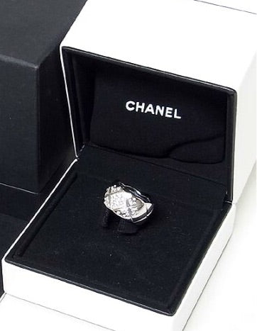 CHANEL Diamond Large CoCo Crush Gold Ring, Size 5
