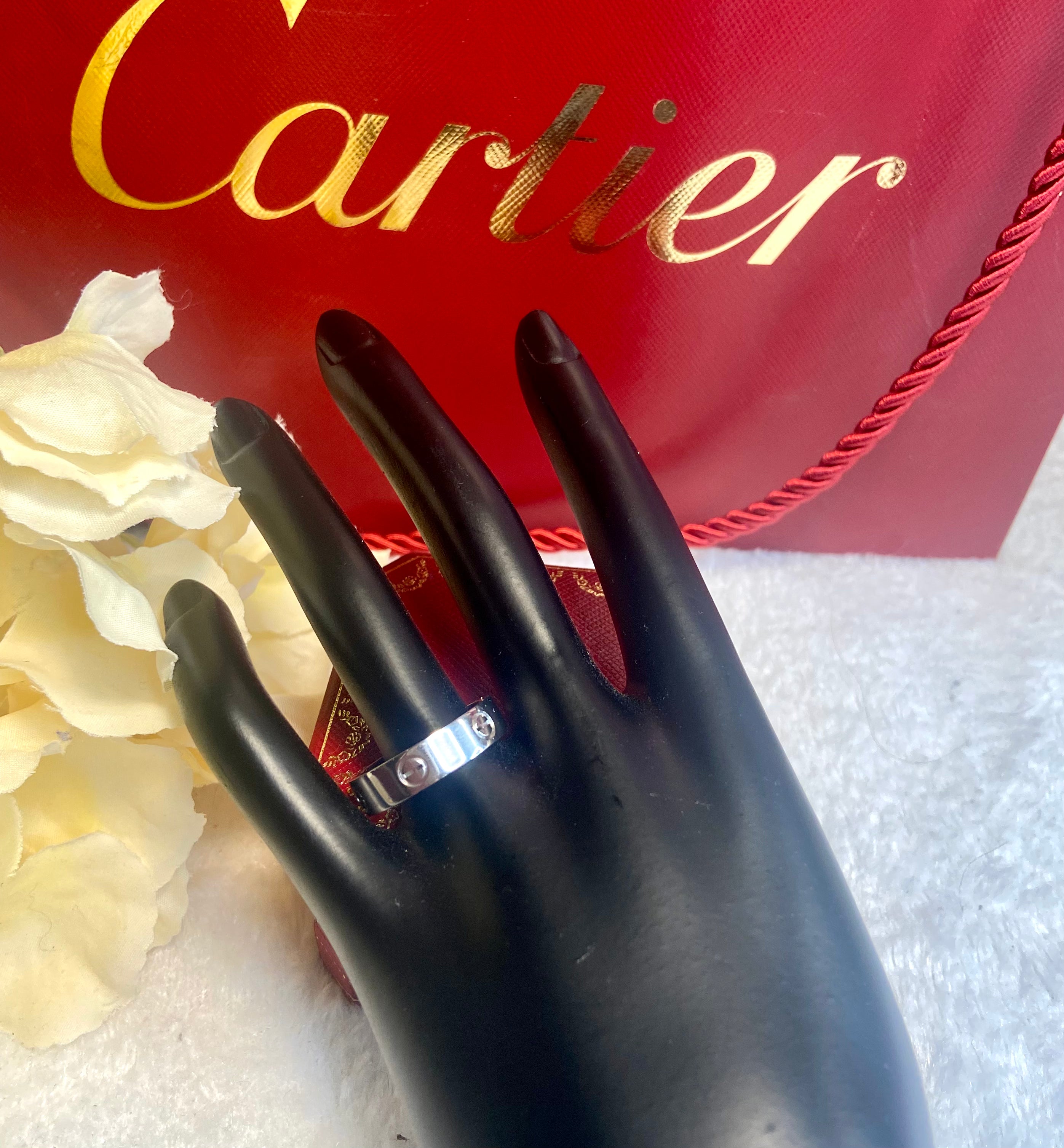 Cartier Platinum Love Ring Size 61