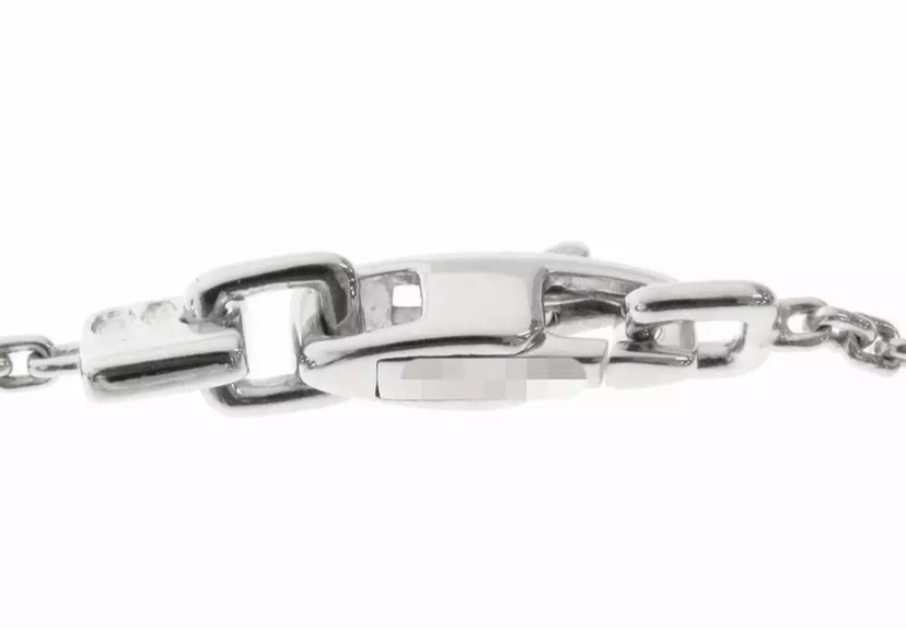 Louis Vuitton Diamond Paved Lockit Pendentiff Necklace